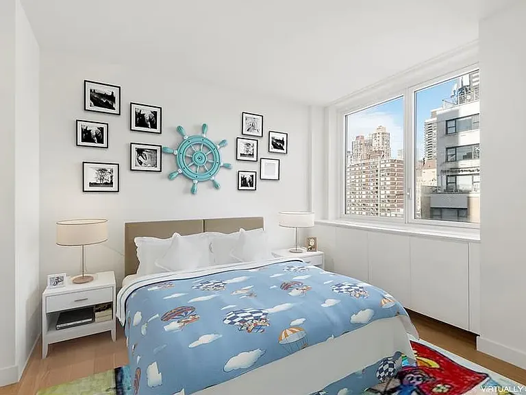 430 W 34th St #8CD — Photo 5
