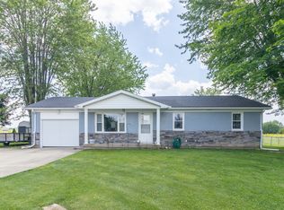 2357 E Little Bear Rd, Connersville, IN 47331