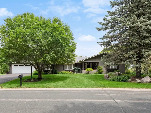 6134 Arctic Way, Edina, MN 55436