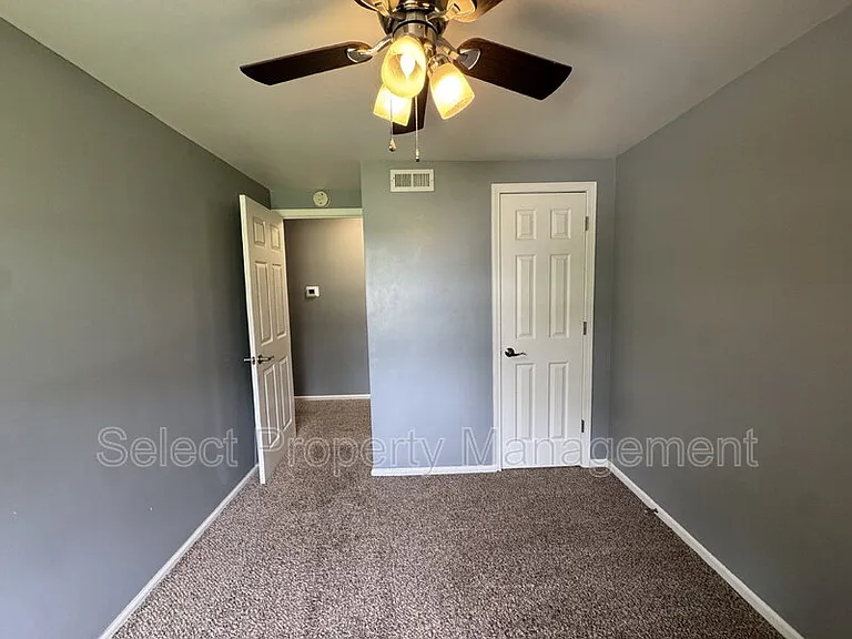 7021 Omaha Ct — Photo 19