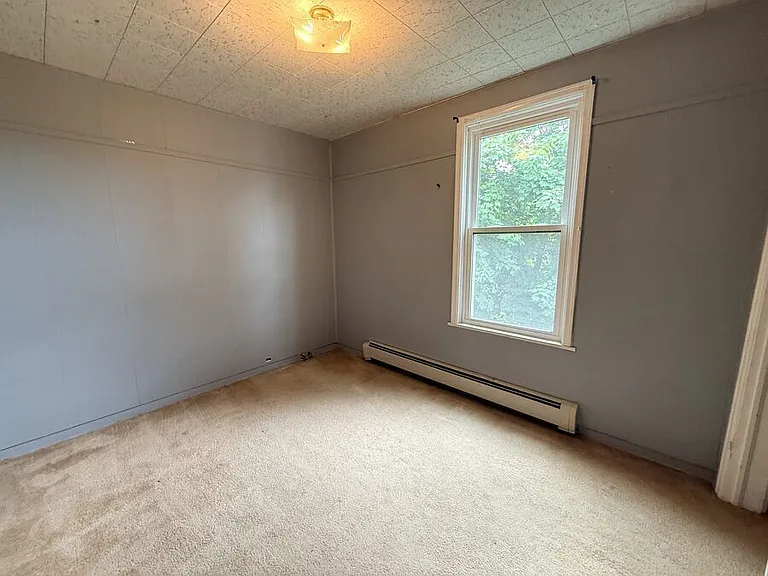 1204 Kenwood Ave — Photo 23