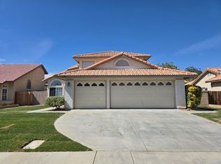2007 Willowbrook Ave, Palmdale, CA 93551