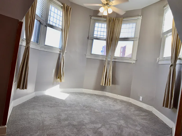 2431 Ingleside Ave #3 — Photo 13