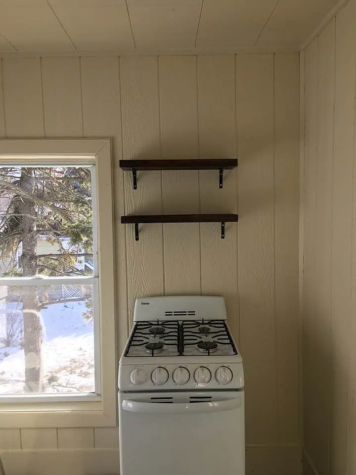 1 bed, $690 — Photo 1