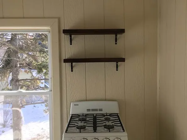 435 Tawas St APT 2, Alpena, MI 49707
