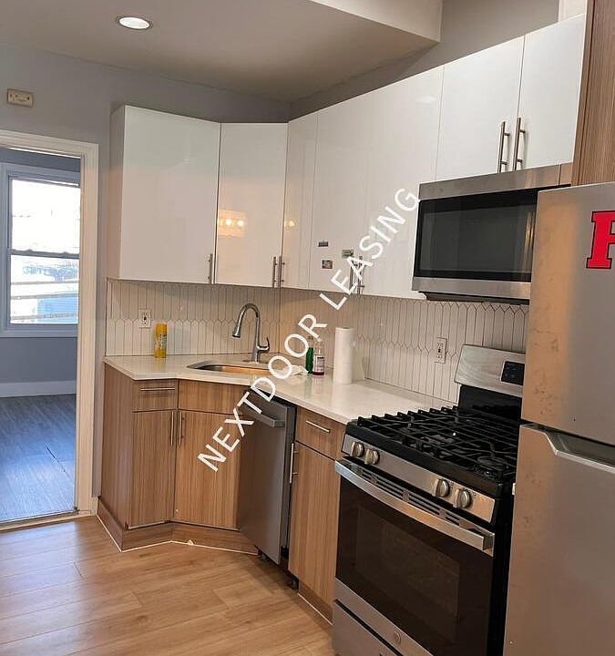 1st image of 44 Storms Ave APT 2