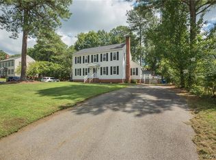 1517 Wood Grove Cir, Henrico, VA 23238