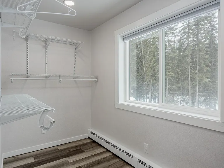 1157 Acorn Cir — Photo 15