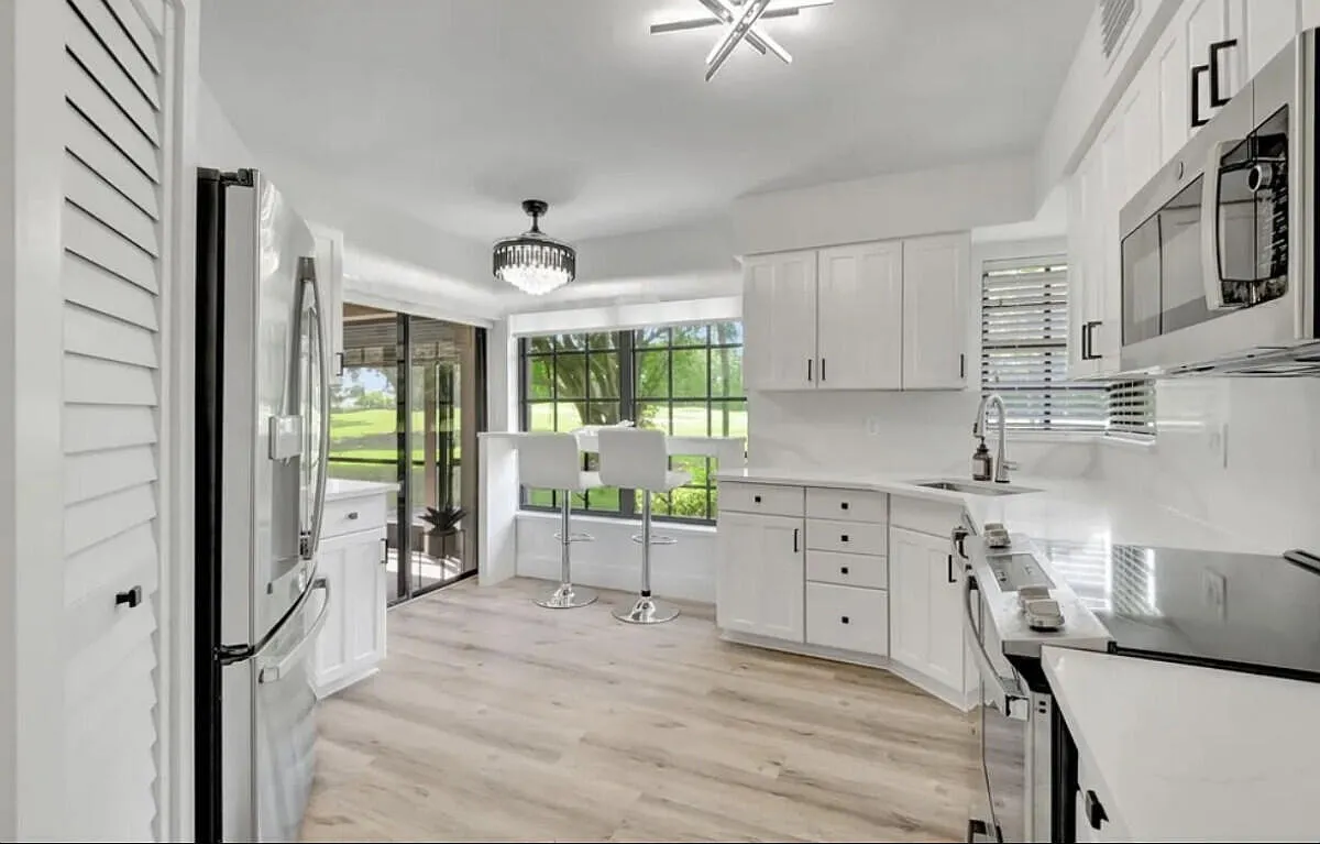3 bed, 2.0 bath, 1271 sqft, $5,000 — Photo 4