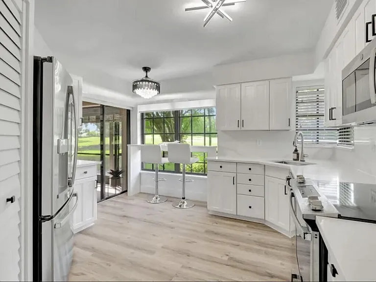 17372 Boca Club Blvd #408 — Photo 4