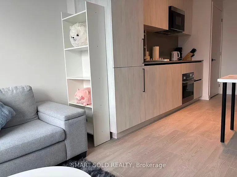35 Parliament St #823 — Photo 25