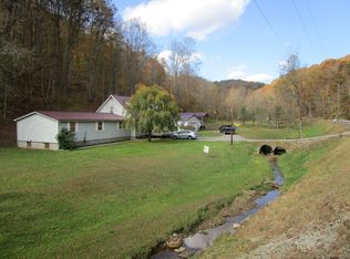 855 Posey Run Rd, Orlando, WV 26412