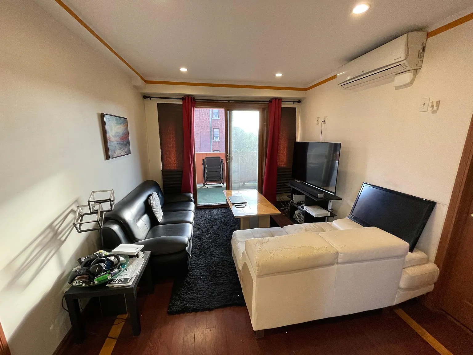 2 bed, 900 sqft, $2,800 — Photo 3