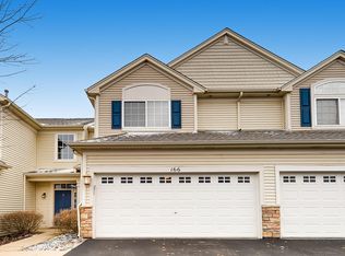 166 Timber Trails Blvd, Gilberts, IL 60136