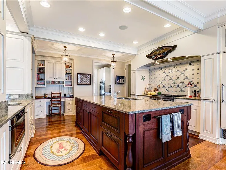 225 Channel Ln — Photo 12