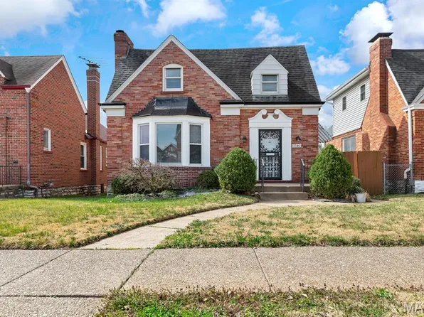 1546 Grape Ave, Saint Louis, MO 63147