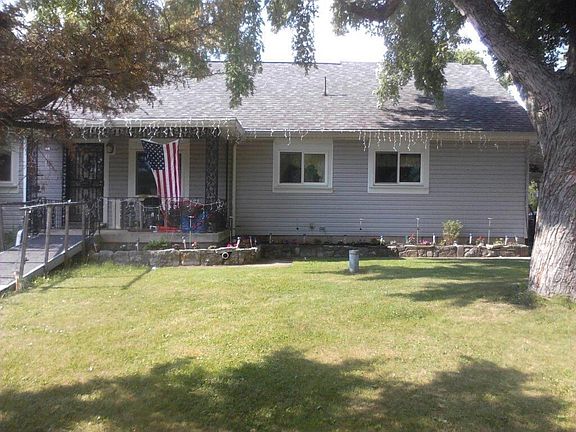 2nd image of 725 Waldrun Ave