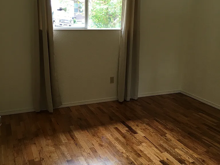 4446 S 314th St — Photo 10