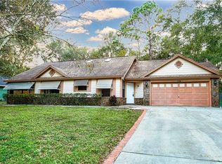 30817 Apawamis Dr, Mount Plymouth, FL 32776