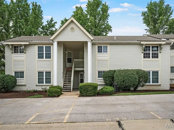 645 Sugar Trail Ct #5, Saint Peters, MO 63376
