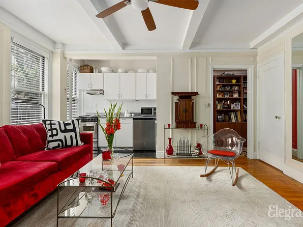 325 W 45th St APT 319, New York, NY 10036