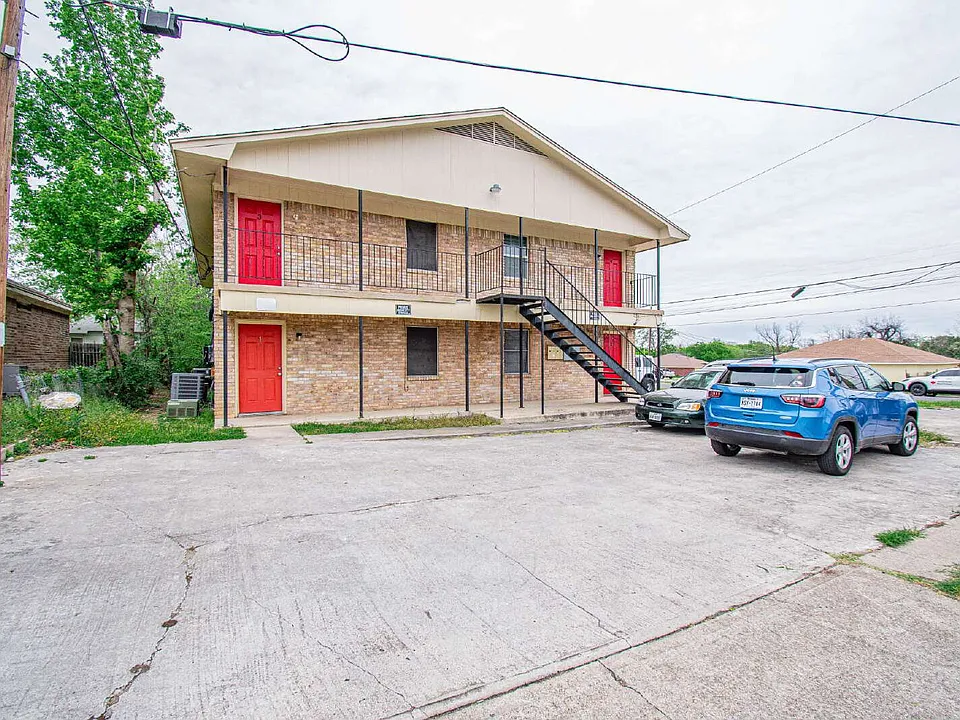 501 Root Ave #5