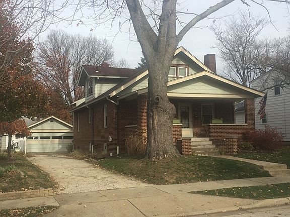 5th image of 1827 Falls Ave