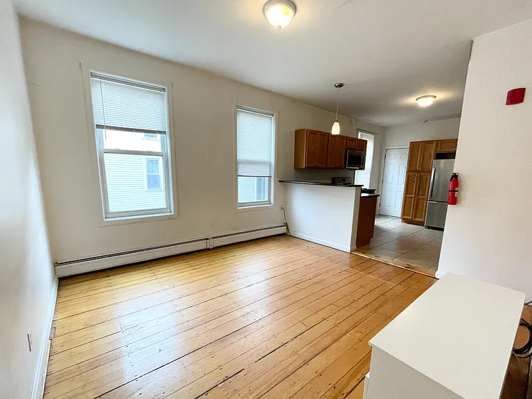 52 Delle Ave #2F — Photo 4