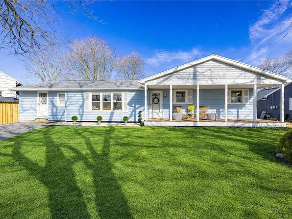 260 Buffalo St, Canandaigua, NY 14424