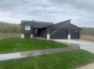 3657 18th St SE, Rochester, MN 55904