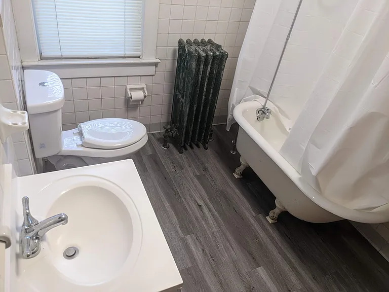 701 W Church St #2 — Photo 5