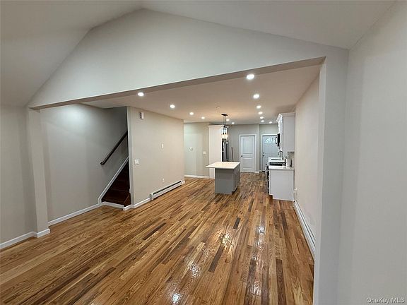 3rd image of 8915 86th Street