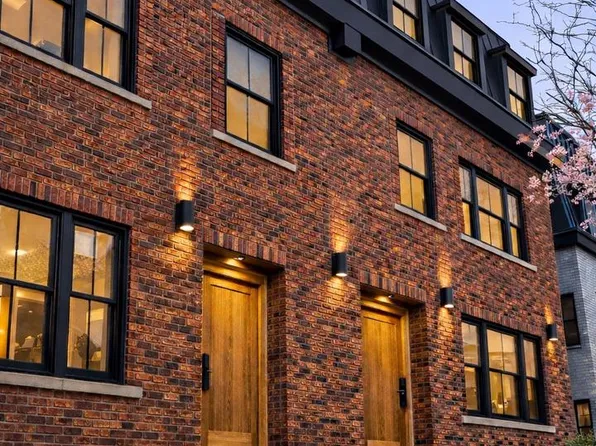 208 Kalos St, Philadelphia, PA 19128