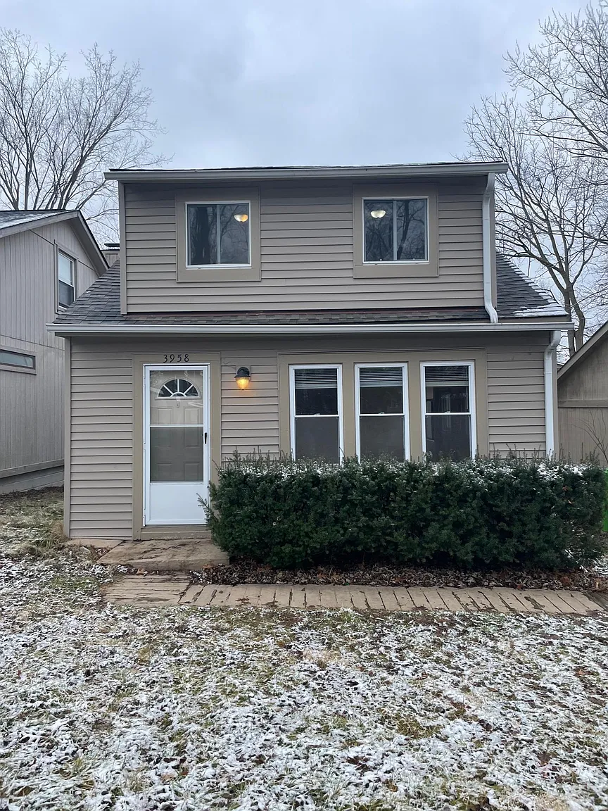 3958 Carrick Ave photo 1