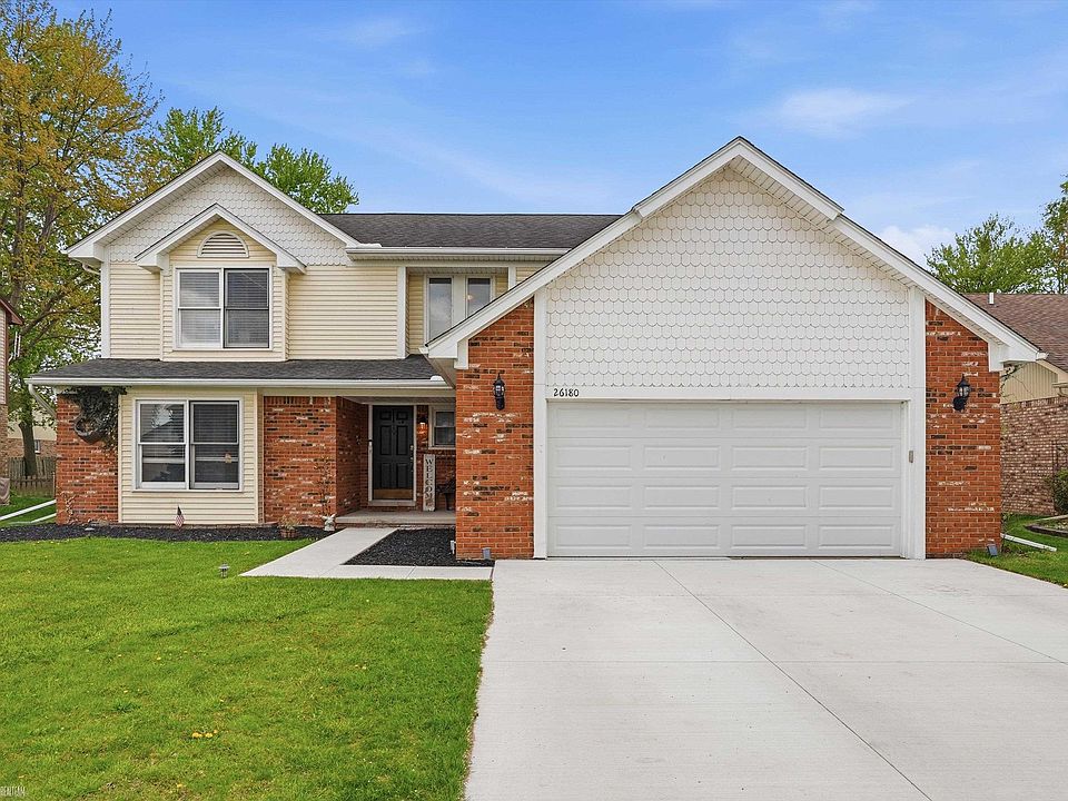 1st image of 26180 Woodland Dr