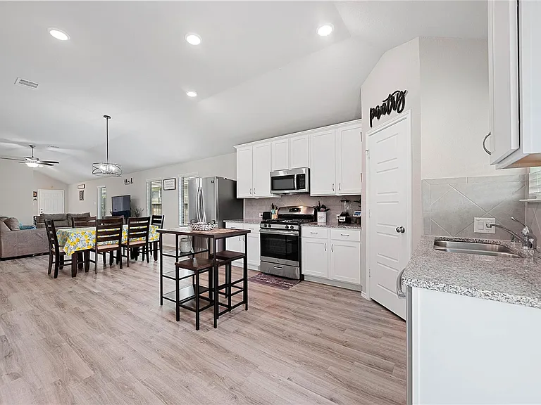 6930 Scarlet Sagebrush St — Photo 11