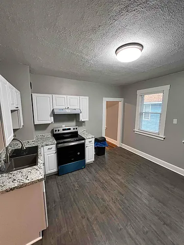 9 Dewey Ave Photo 1