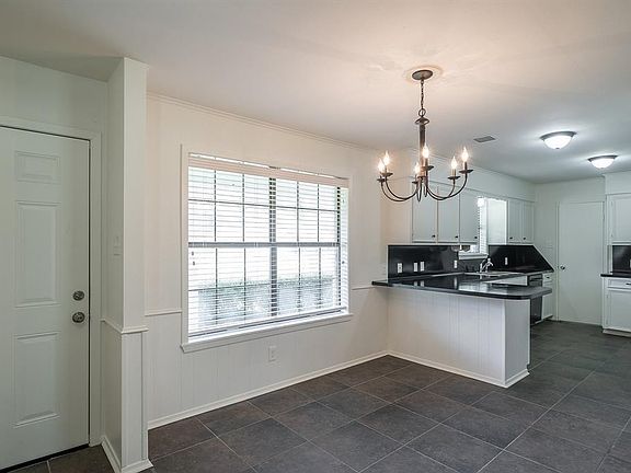 3rd image of 518 Charmwood Dr