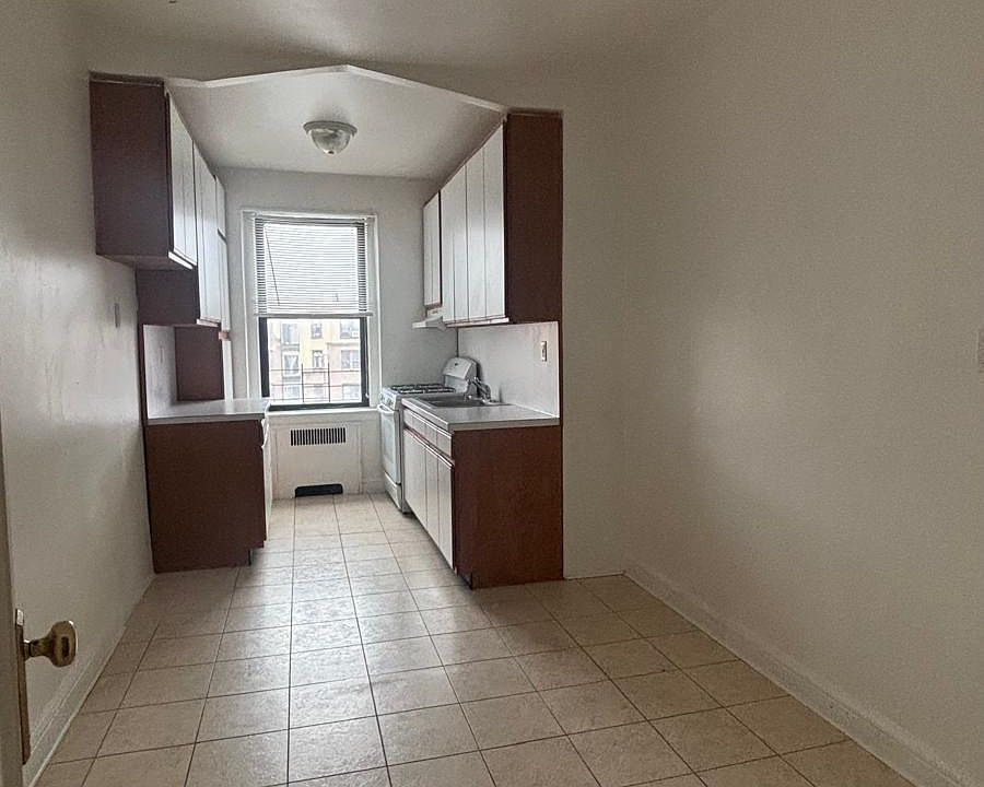 2nd image of 83-09 Lefferts Blvd #4F