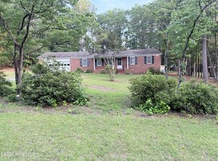 185 Bronwyn St, Southern Pines, NC 28387