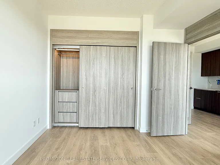 18 Esther Shiner Blvd #2203 — Photo 9