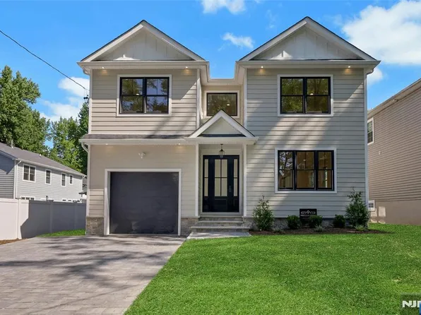 103 Hallberg Ave, Bergenfield, NJ 07621