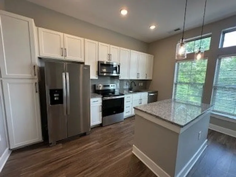 Mill One Apartments — Photo 8