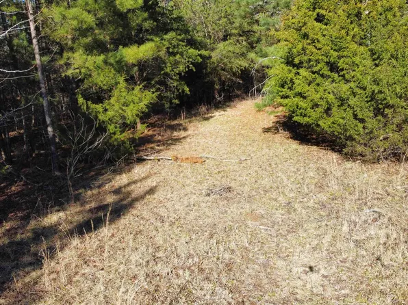 286 Eastlake Dr, Spartanburg, SC 29302