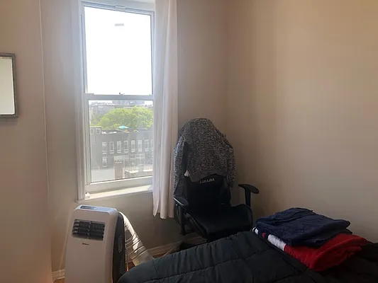 Rented by Friedman Roth Realty | media 11