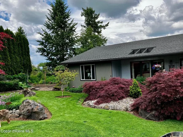 1135 E Loch Haven Dr, Hayden Lake, ID 83835