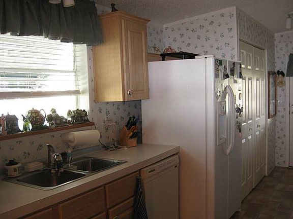 5th image of 25744 Espanola Dr