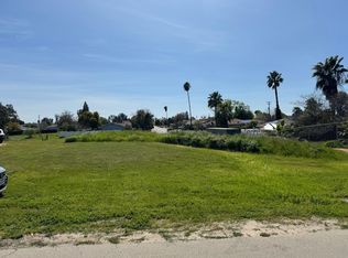 1 Avenue 18, Madera, CA 93638