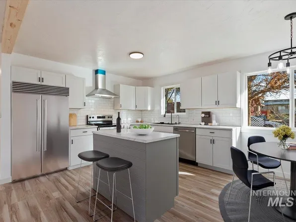 302 S Elm St, Jerome, ID 83338