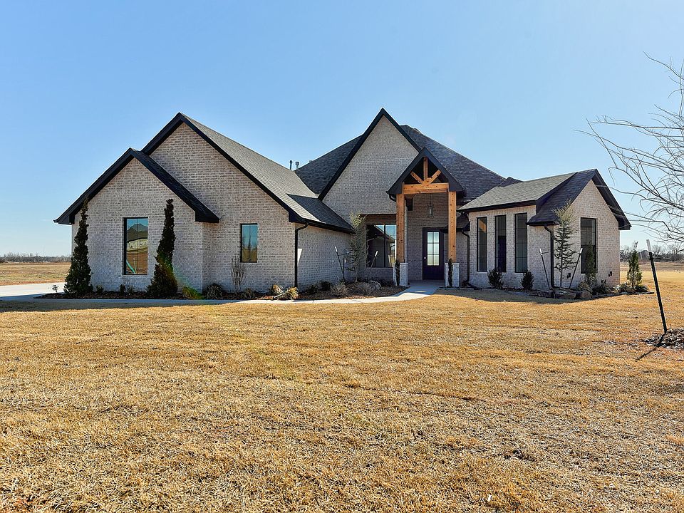 1st image of 2508 Vlasta Dr